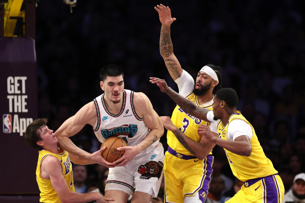 美的一脚远 美的一脚远