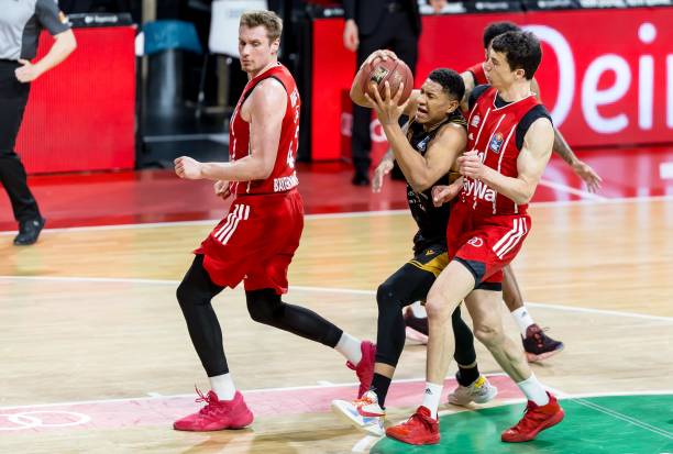 了新的辉煌 了新的辉煌