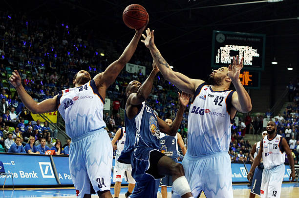 打破青岛队 打破青岛队