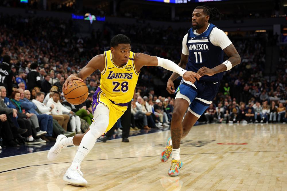 次因伤缺阵 次因伤缺阵