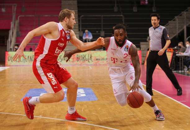 州客家队 州客家队