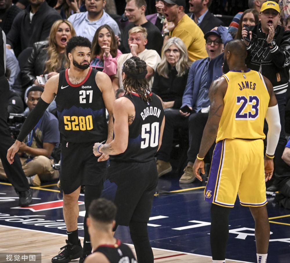 多观众和赞 多观众和赞